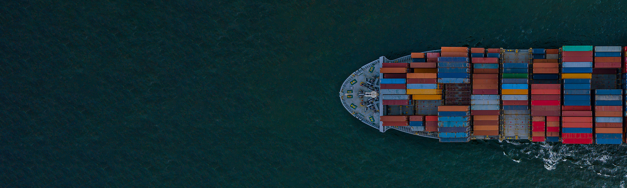 Container,Ship,Carrying,Container,For,Import,And,Export,,Business,Logistic